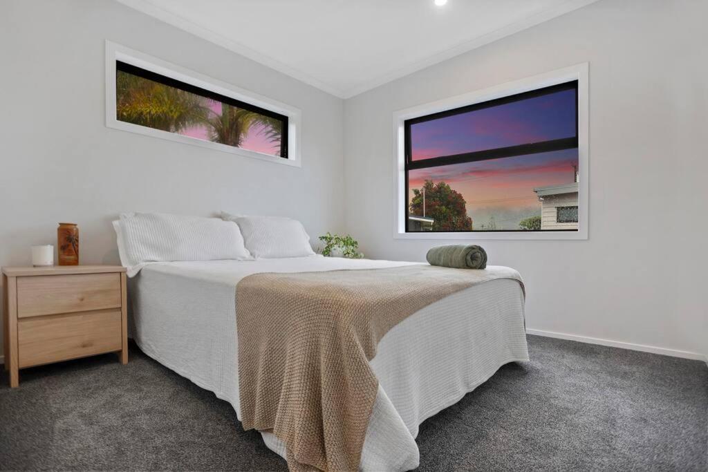 Another On Leo Waihi Exterior photo